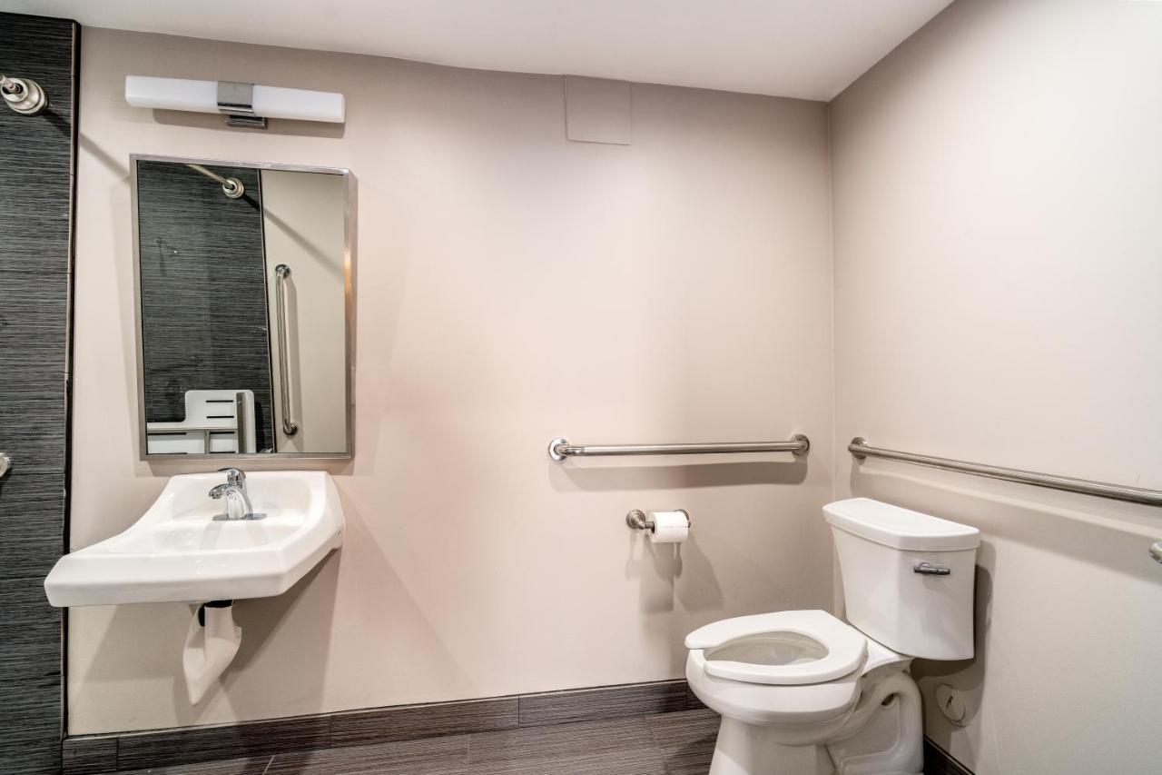 Friendly Hills Inn Whittier Bagian luar foto